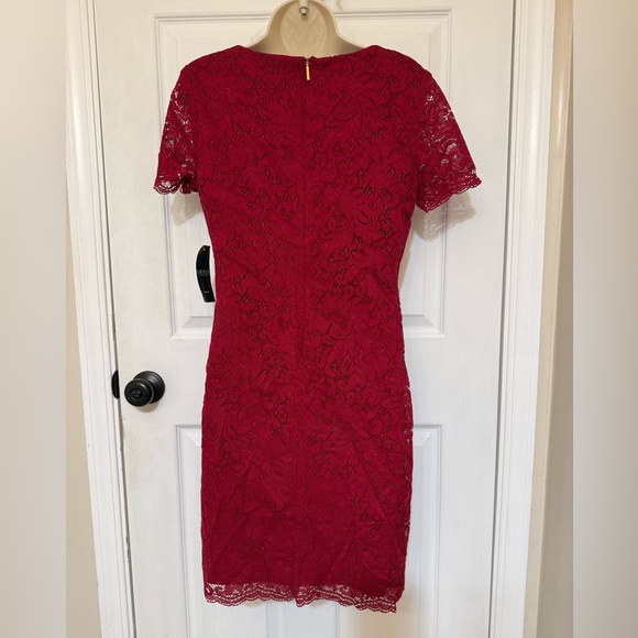 NWT Lauren Ralph Lauren Burgundy Lace Cocktail Dress Size 6 - Picture 4 of 5